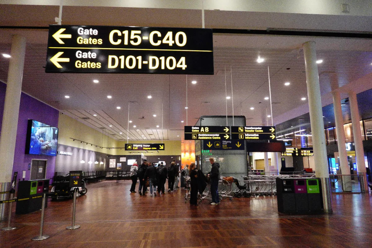 コペンハーゲン空港 ゲートC15-C40・D101-D104の案内標識